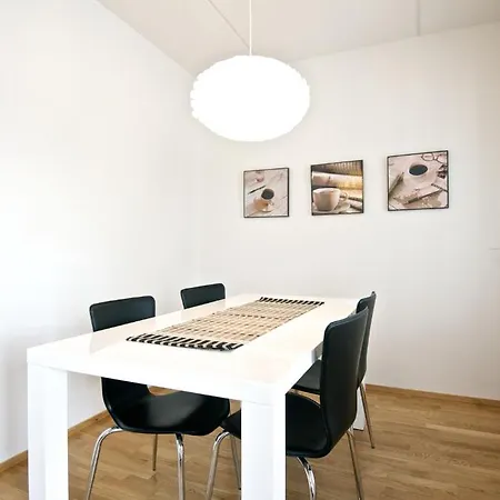 Apartment Kotimaailma *